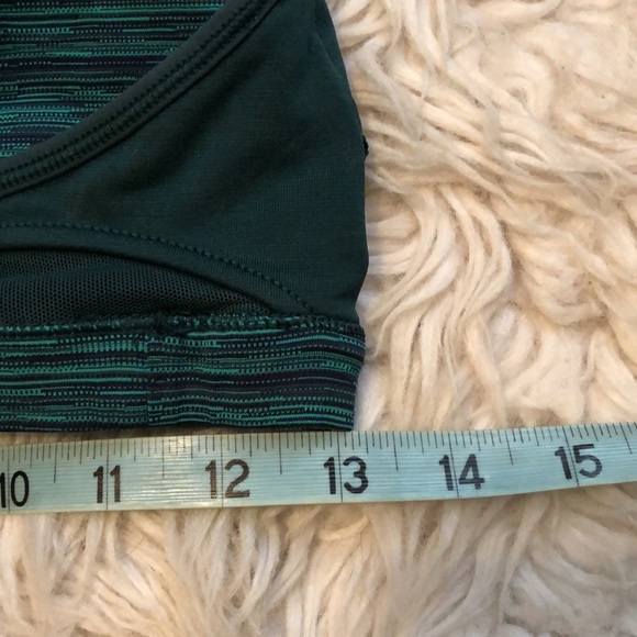 🧘🏻♀️ Lululemon Make A Move Sports Bra 🧘🏻♀️ - Picture 6 of 7